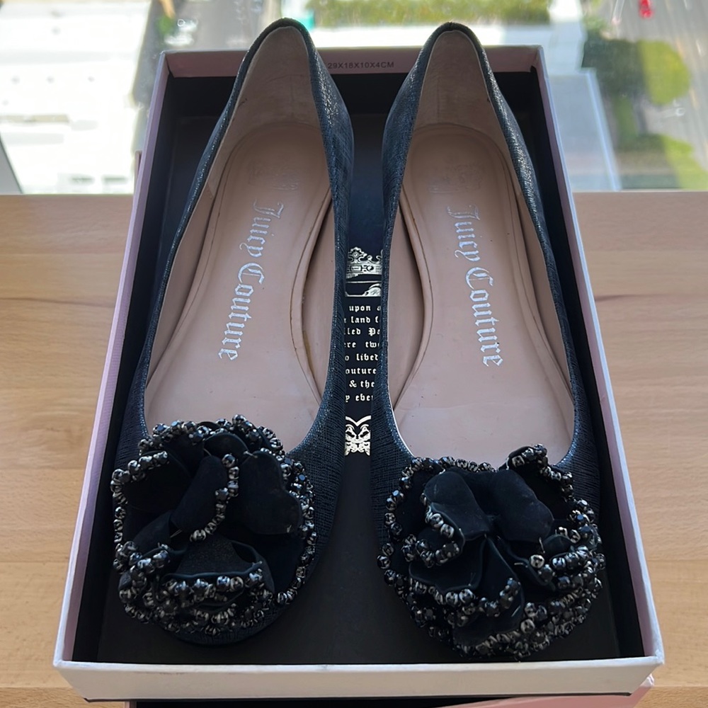 Juicy Couture Chantal Flats